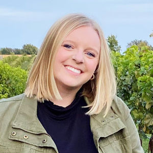 Meet your Posher, Madeline